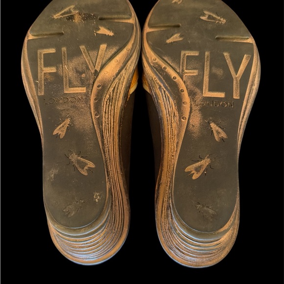 Fly London Women's Mustard and Gray Wedges with a band of Cream - Picture 4 of 8